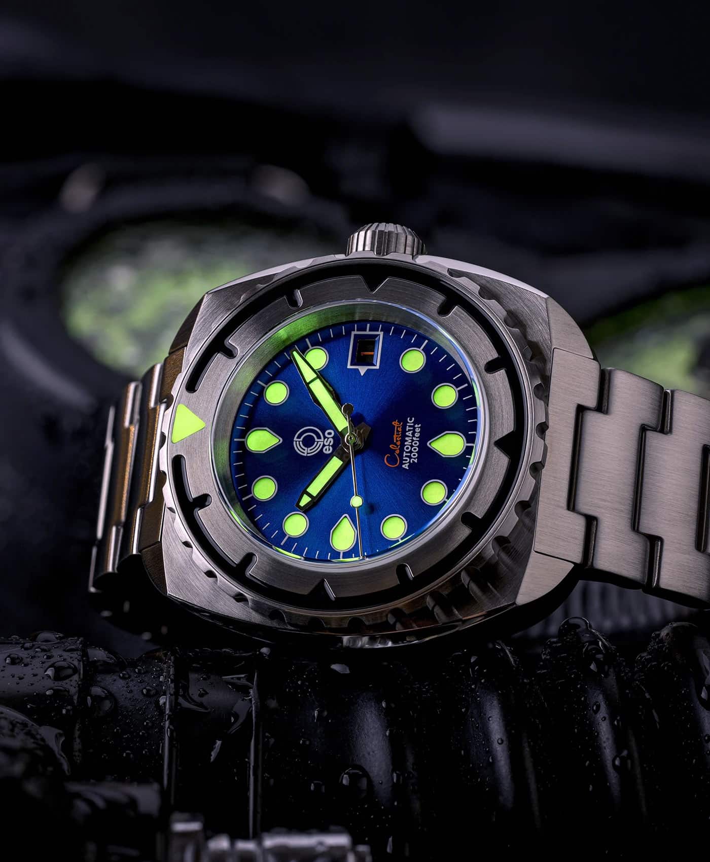 Esoteric-Watches_Bathyal Celestial_lume shot