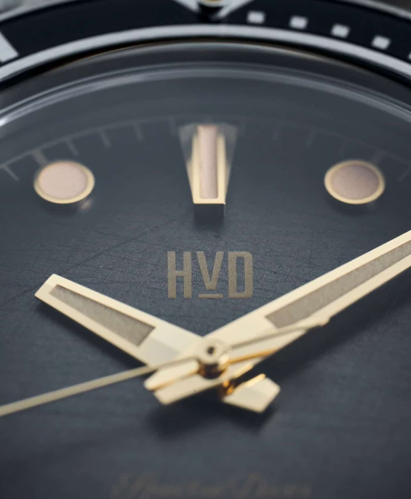 HVD Watches - SpectreDiver - Onyx - dial macro