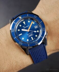 Squale 1521 blue paired with a Blue Tropical-Style Rubber strap by WATCHBANDIT