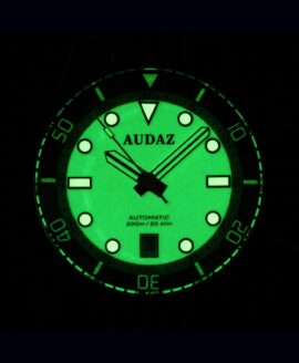 Audaz-Seafarer-Full Lume Dial-min