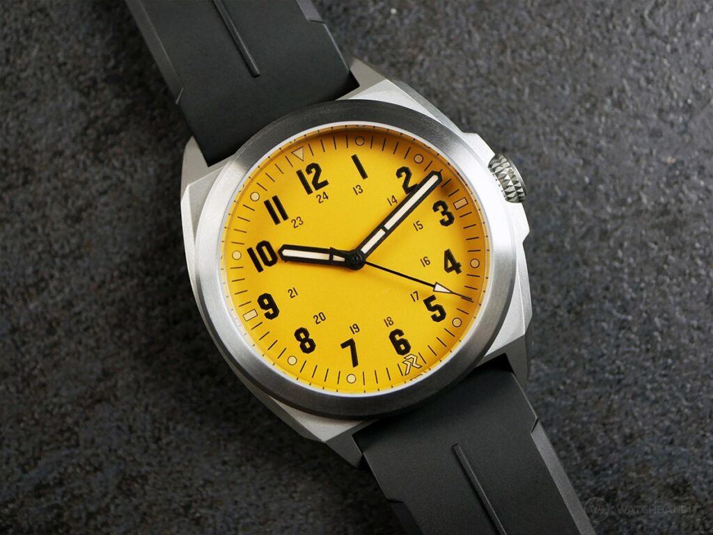 RZE-field-watch-rubber-min