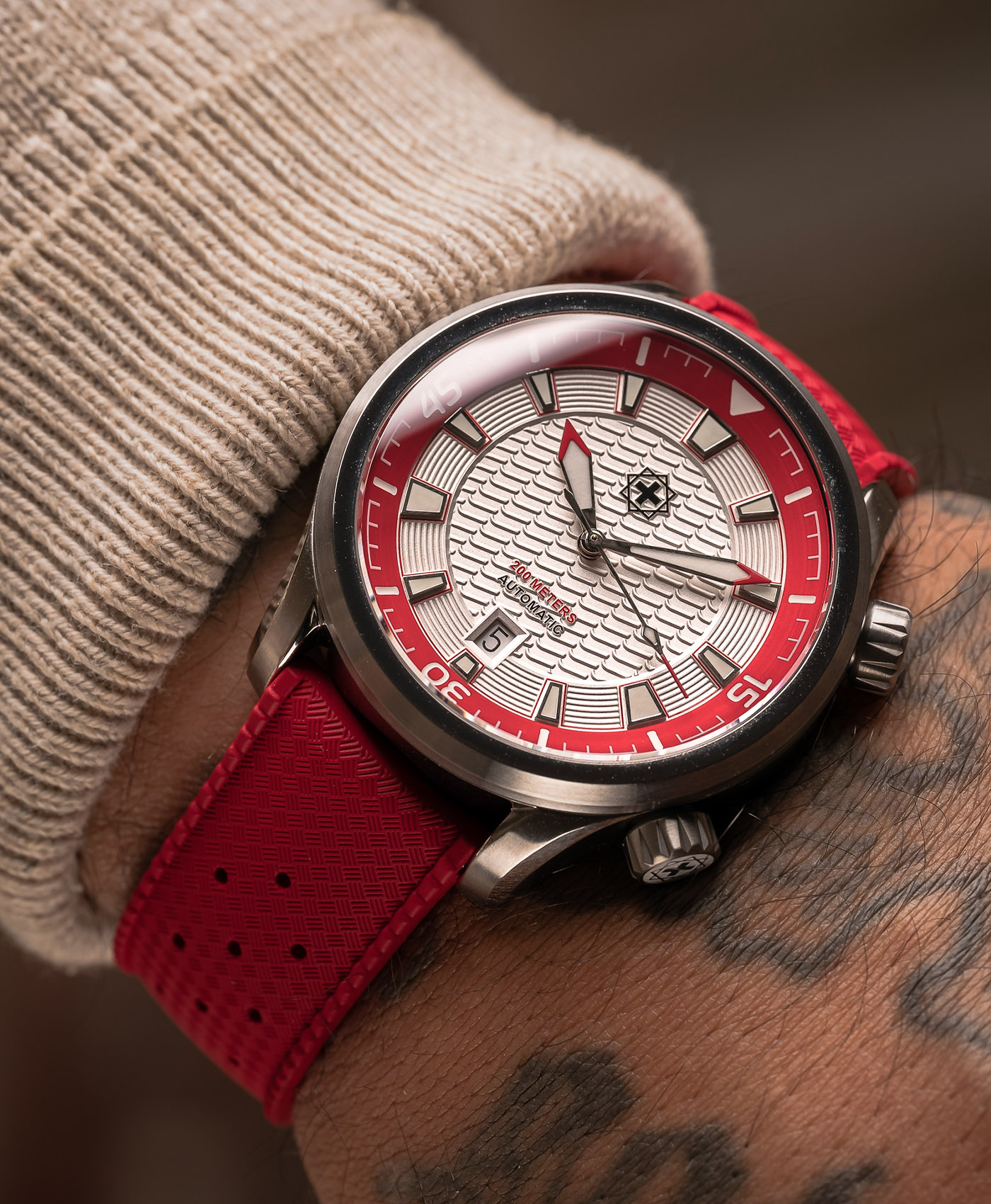 Second Hour Watches-The Giant Stride-Bulls Eye Red-WristShot-rubber