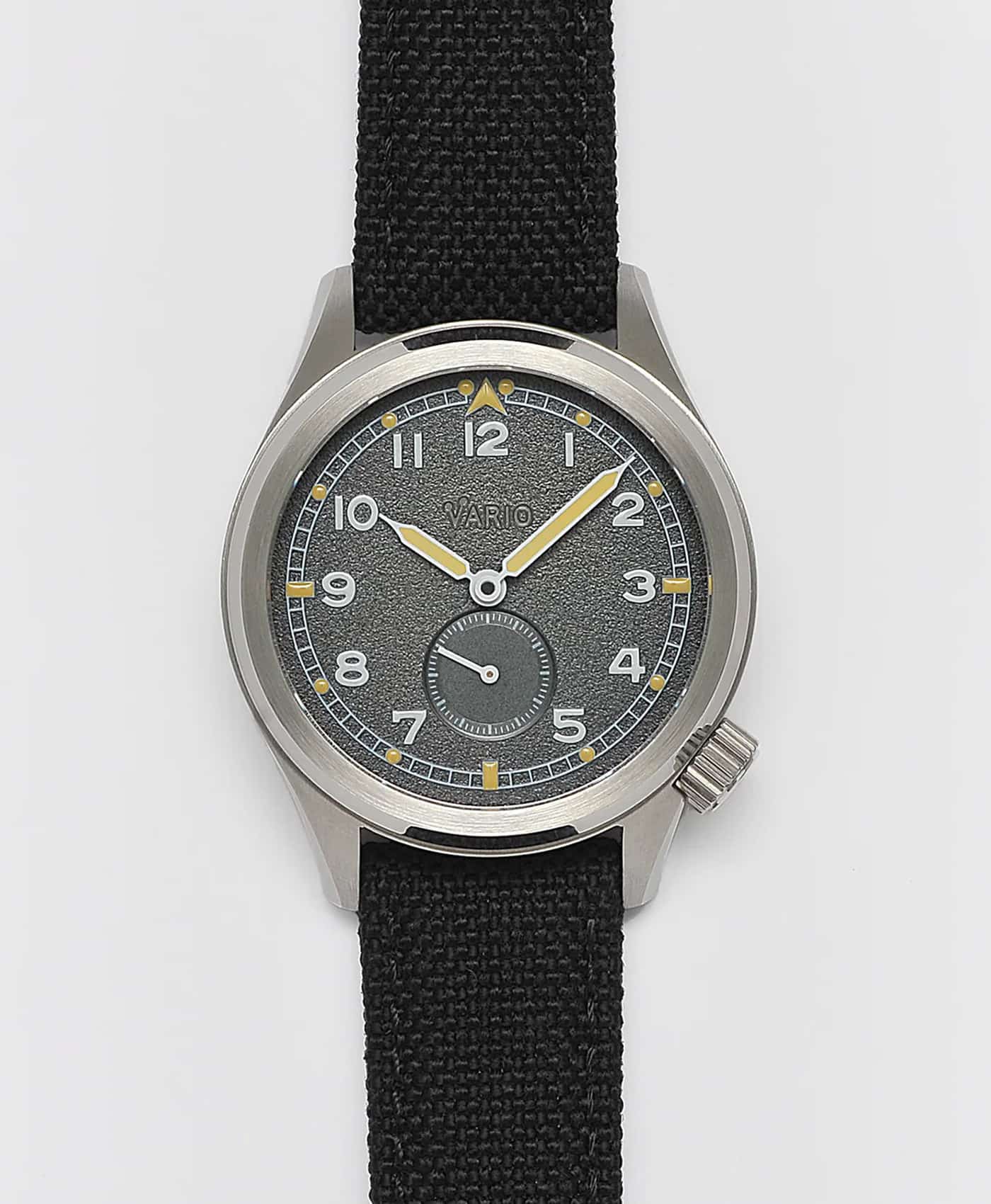 Vario - 1945 D12 - Raven Grey Field Watch-min