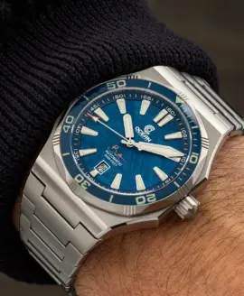 ocean-crawler-bolt-blue-meteorite-wrist shot