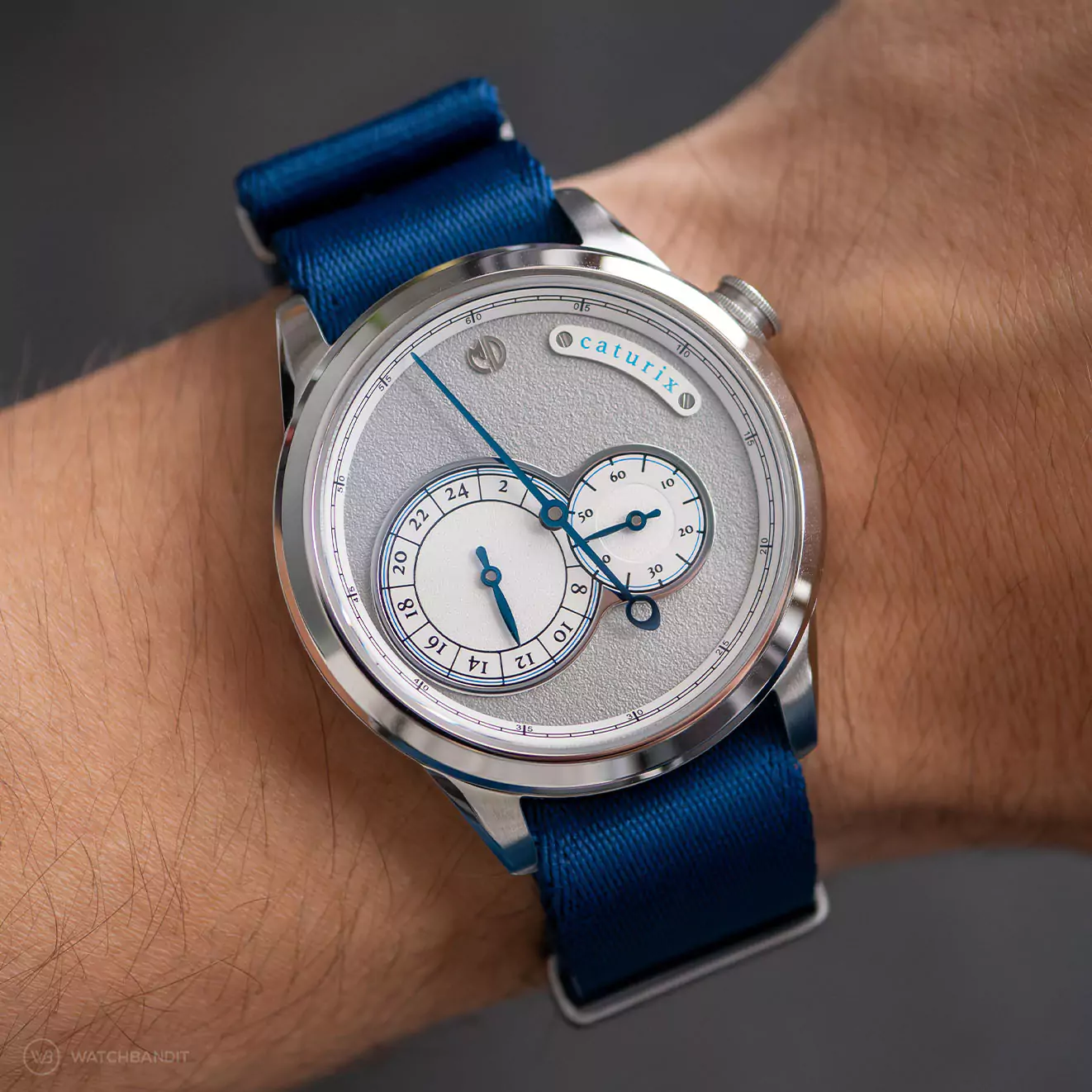 martin-design-md-watches-studio-supernatural-caturix-blue-premiun-single-piece-nylon-strap
