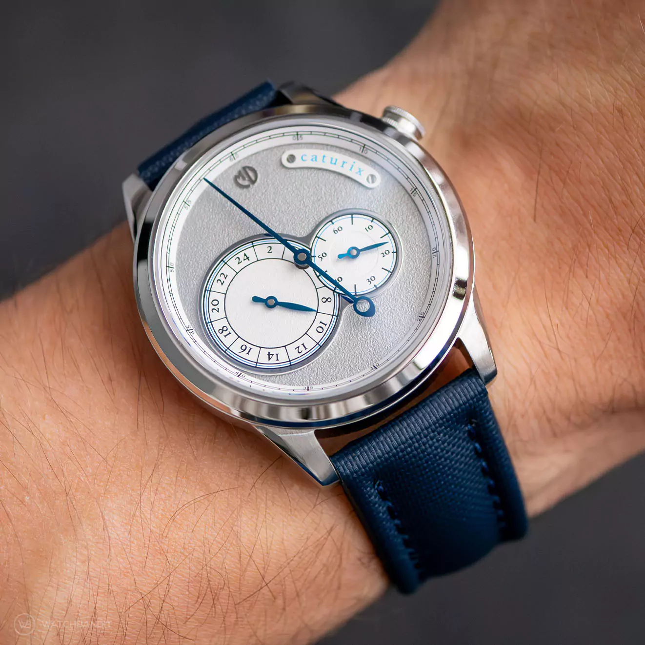 martin-design-md-watches-studio-supernatural-caturix-dark-blue-jelsdal-skagerak-sailcloth-strap