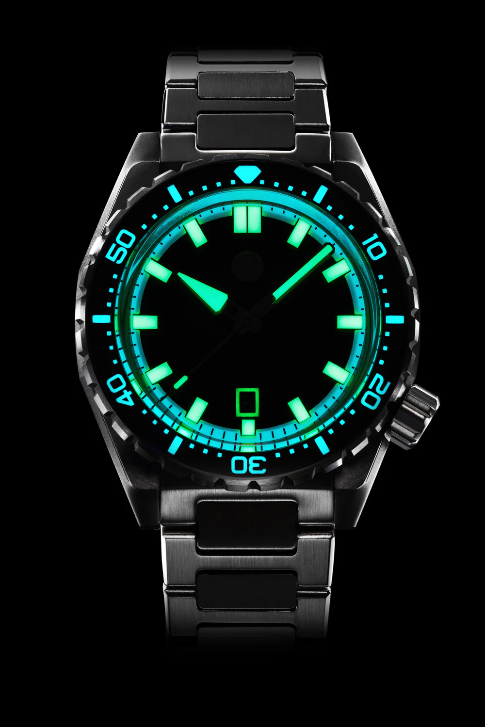 Zelos Watches Thresher 44mm 'Hammered Grey' lume