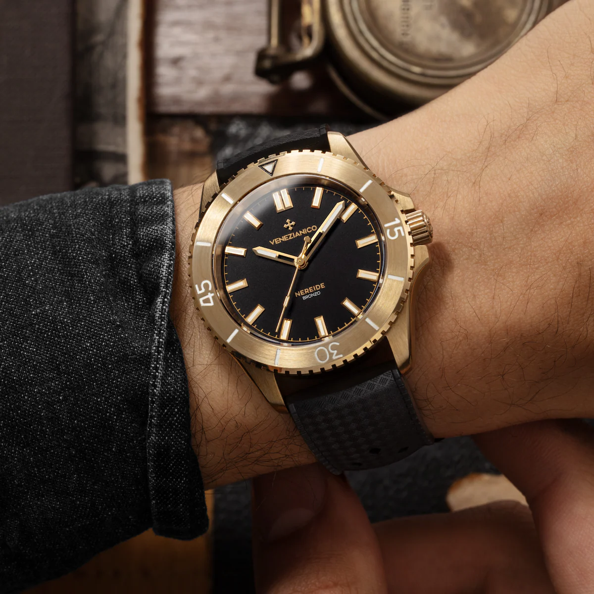 Nereide Bronzo 39 - 3121555 wrist shot Nereide Bronzo 39 - 3121555 wrist shot