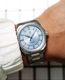 RZE – Resolute 36 - Halcyon - wrist shot