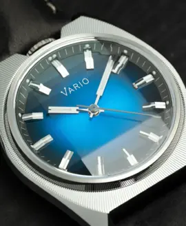 Vario Futurist Watch Sunburst Blue Fume Watch-dial close up