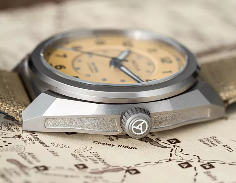 Circula ProTrail Field Watch from the side